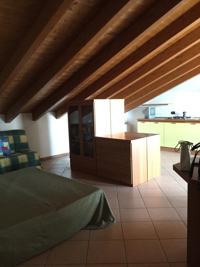 Casa Regina Apartman Desenzano del Garda Kültér fotó